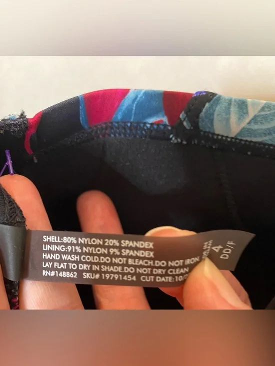 NWT Torrid underwire long-line bikini top featuring a dark floral print - Picture 9 of 10